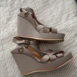 Women's Biala Wedge Gray Tan Leather Sandals Size 39 Excellent